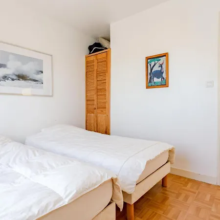 Neptune By Interhome Anneville-sur-Mer